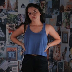 Blue cropped tank top